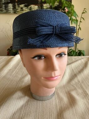Vintage Navy Straw Pillbox Hat with Bow